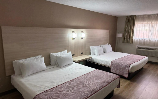 The Floral Park Motor Lodge