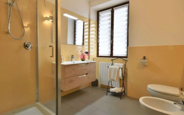 Valley View Pool Apartment