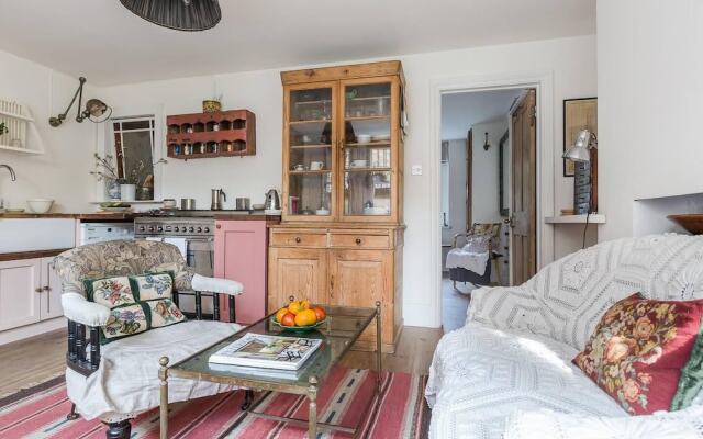 Hampstead Haven 1br Flat
