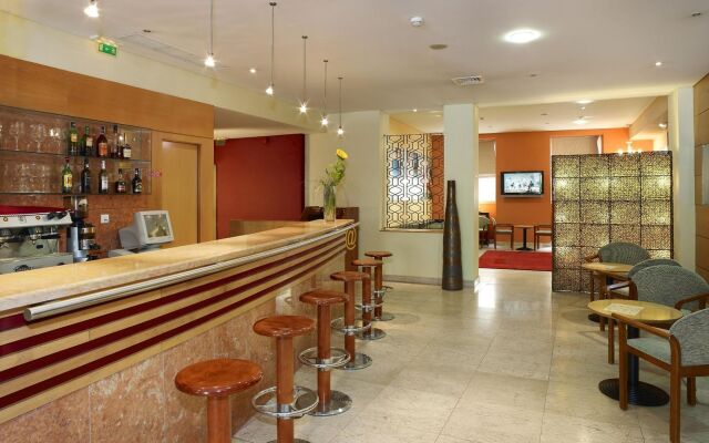 Luna Esperança Centro Hotel