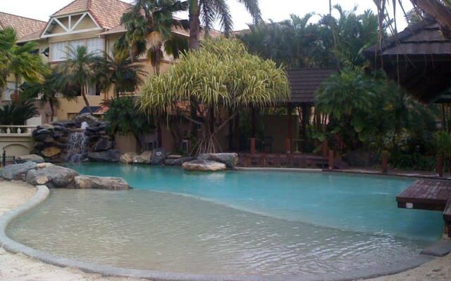 Rhythm of The Waterfalls - Resort Apartments