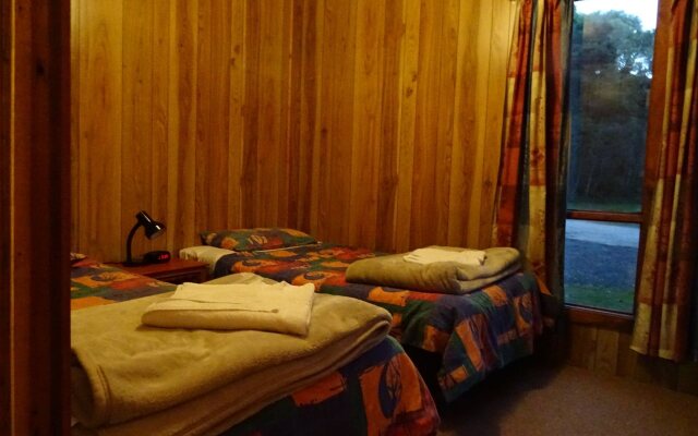 Crayfish Creek Van & Cabin Park