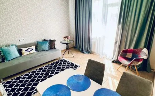 Апартаменты Кварт-Отель на ул. Земнухова 3