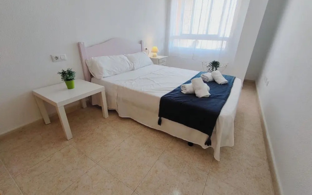 Bungalow With Stunning Sea Views, Just One Street From the Beach