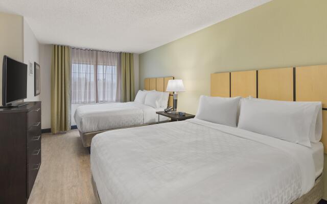 Candlewood Suites Charlotte - Arrowood, an IHG Hotel