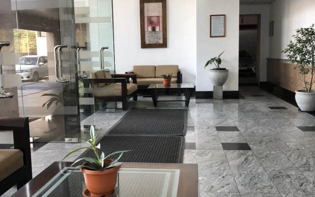 Hedges Court Residencies Town Hall-2 Room 3 Bed Apartment