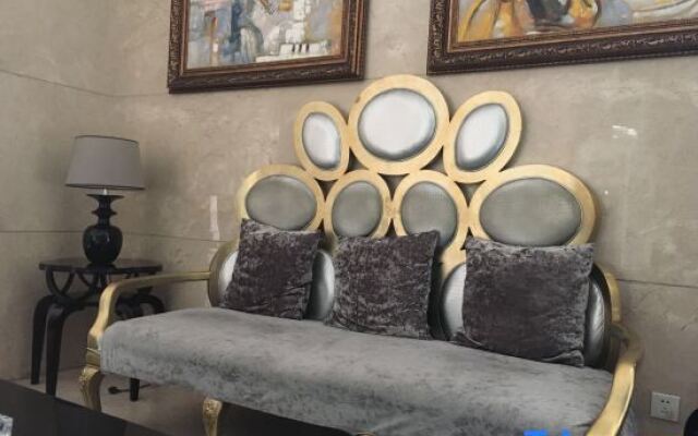 Huancheng Caston Hotel