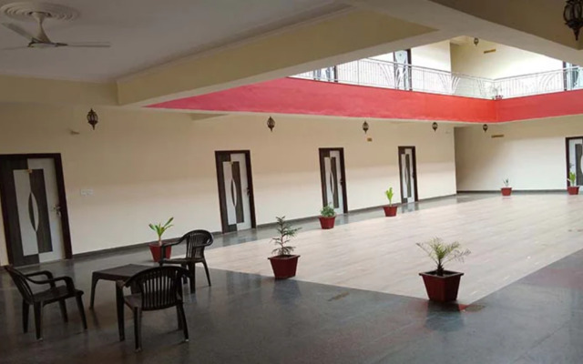 Hotel Anjani Dham