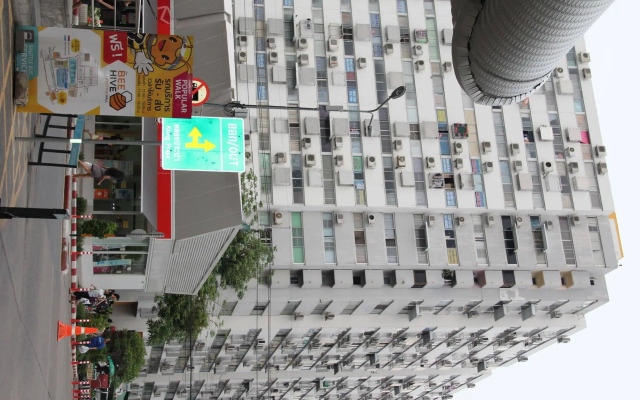 SK Muangthongthani Apartment