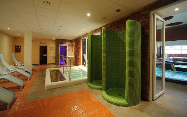 Hunguest Hotel Flora