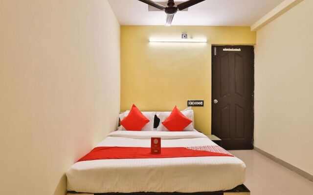 Collection O 8376 Hotel Angel Plaza