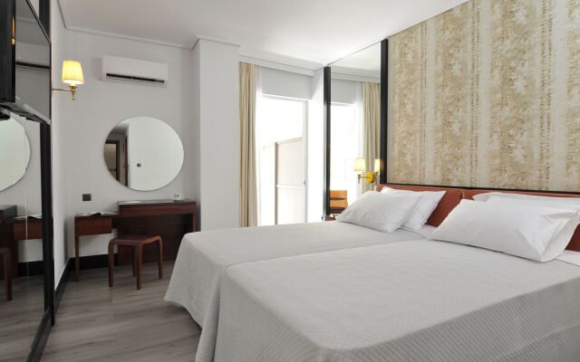 Athenian Riviera Hotel & Suites