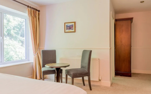 Woodenbridge Hotel