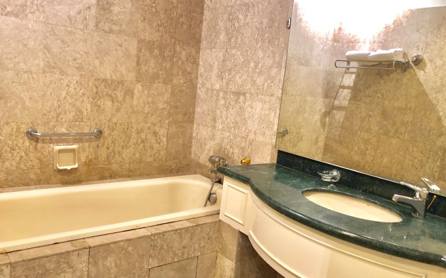 Cool Service Suites at Times Square