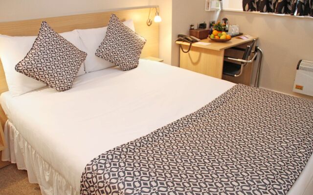Lansdowne Hotel Croydon