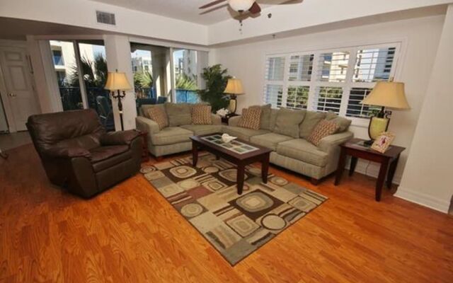 Oceanwalk 14-307 Apartment 3