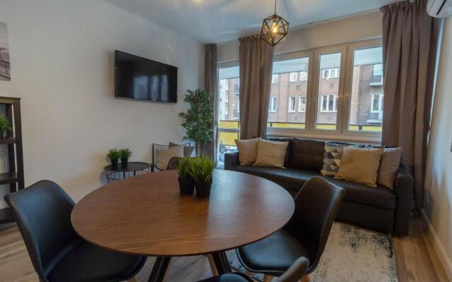 Standard Apartment by Hi5 - Madách