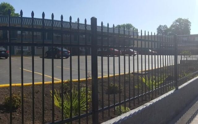 Executive Motel