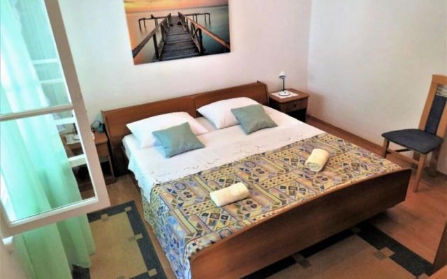 Franka - 70 m From sea - A1