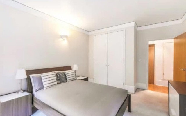 2 Bedroom Apartment in The Heart of Westminster