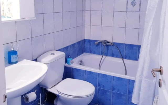 Sunny stay furnished apartment in Kanoni