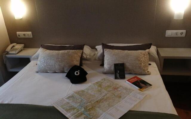 Duerming Villa de Sarria Hotel