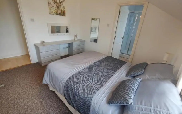 Portrush Penthouse Stunning Harbour & Atlantic Views