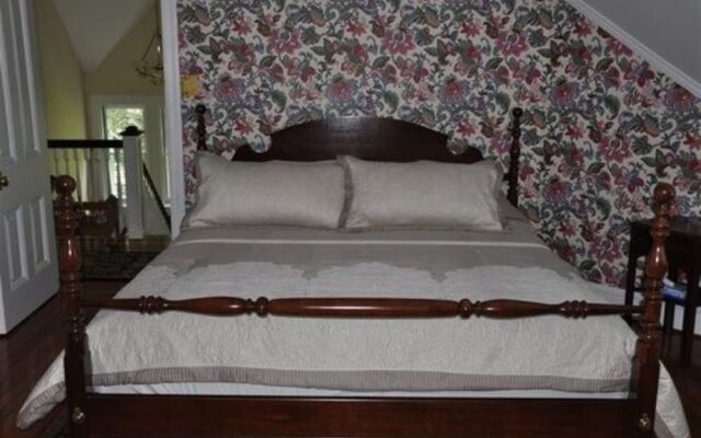 Wayne Bed & Breakfast Inn