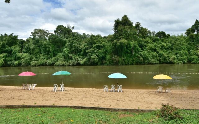 Pechmaneekan Beach Resort