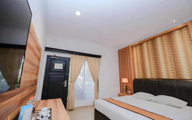 The GRAND PALACE Hotel - YOGYAKARTA