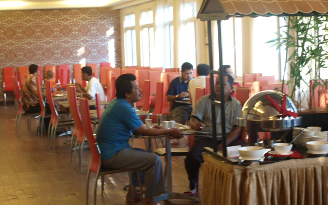 Grand Puncak Lestari Hotel