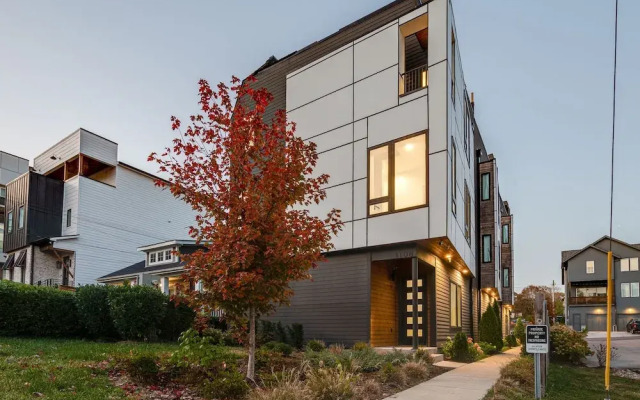 NEW 24 Guests 2 Rooftop Decks Near Downtown