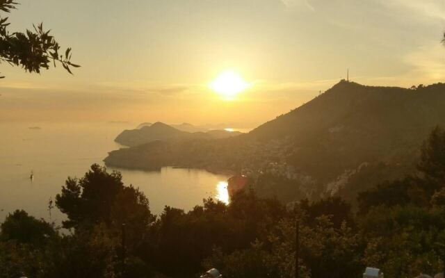 Apartment Marlo in Dubrovnik With sea View