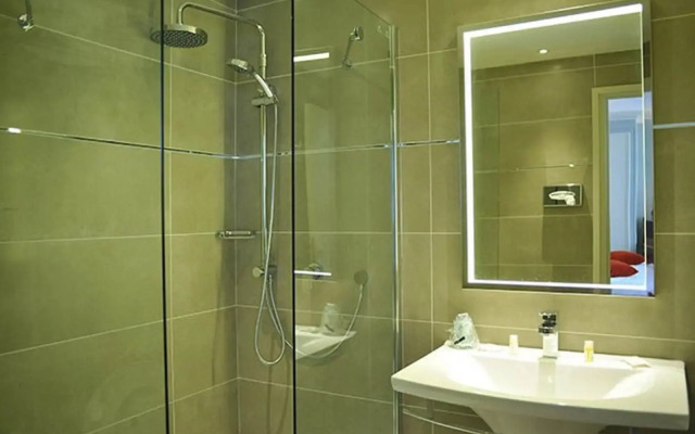 Hotel De L'Universite