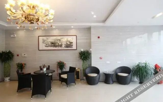 Yushan Express Hotel (Hefei Innovation Avenue Store)