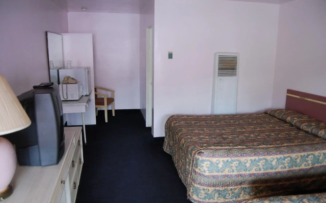 Homestead Motel