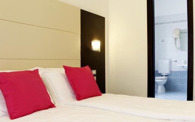 Hotel Bristol
