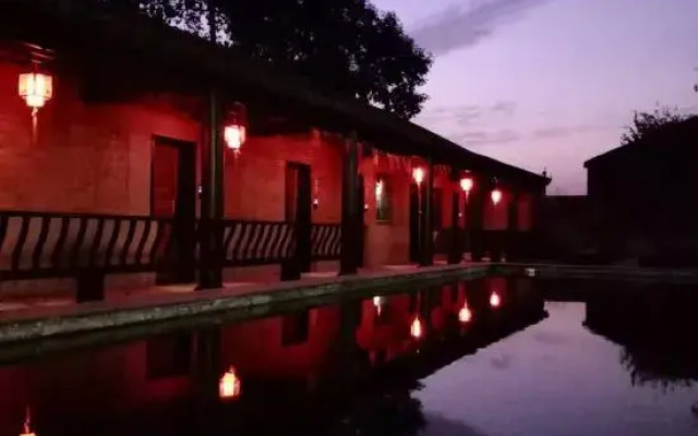 Zhiqing Hostel