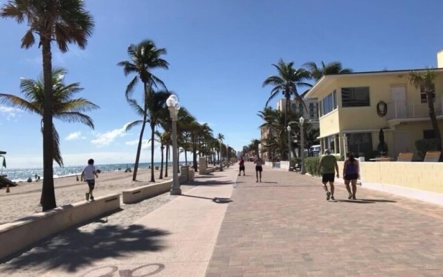 Lombardy Inn on Miami Beach