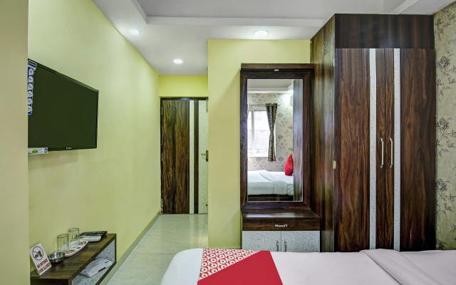 Collection O Hotel Paradise Near Chinar Park