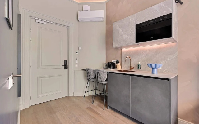 Novallure Nassau Residence