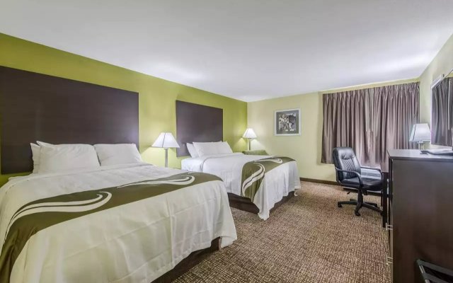 Quality Inn & Suites Hotel Muncie