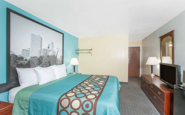 Super 8 by Wyndham Sallisaw