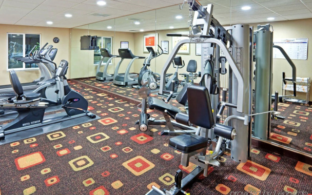 Holiday Inn Express Suites Sumner by IHG