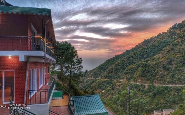 Safarmaina Resort