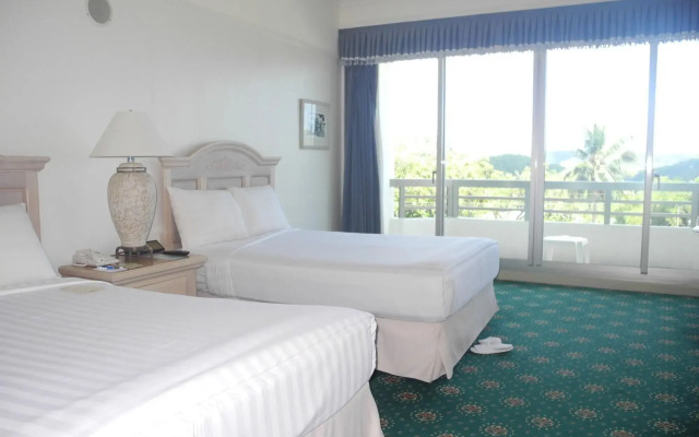 Palasia Hotel Palau