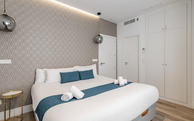 Dobo | Marco Polo Residence