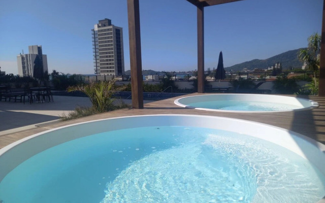 Skyline Comfort Club - Azul Celeste