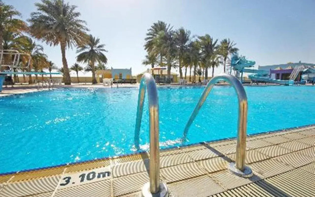 Golden Tulip Dana Bay Hotel