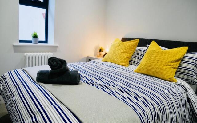 Beautiful Brand New Apartment near the BEACH